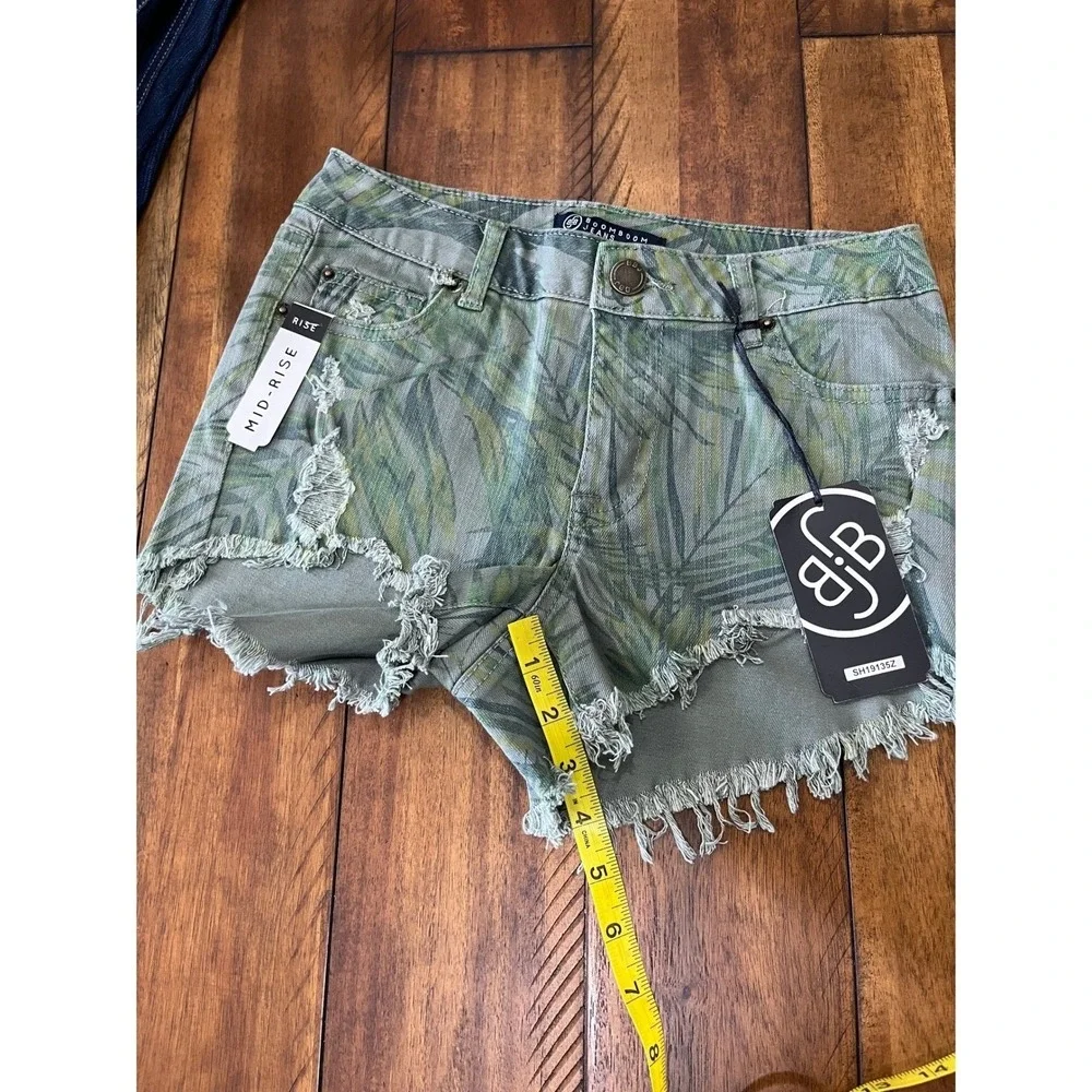 Boom Boom Jeans Denim Shorts Woman Size 5 Green NEW Tropical‎ Distressed